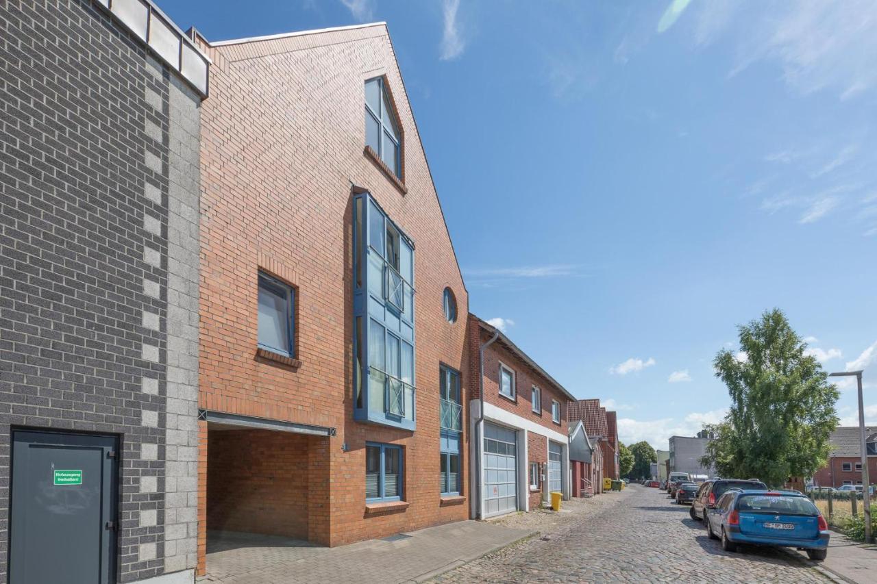 Ferienwohnung Storm'S Nest Husum  Exterior foto
